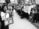 5面 フォト 171101開会日抗議行動.jpg